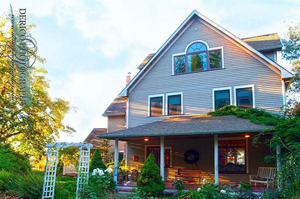 Husum Highlands Bed And Breakfast ภายนอก รูปภาพ